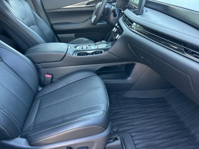 2025 INFINITI QX60 LUXE AWD