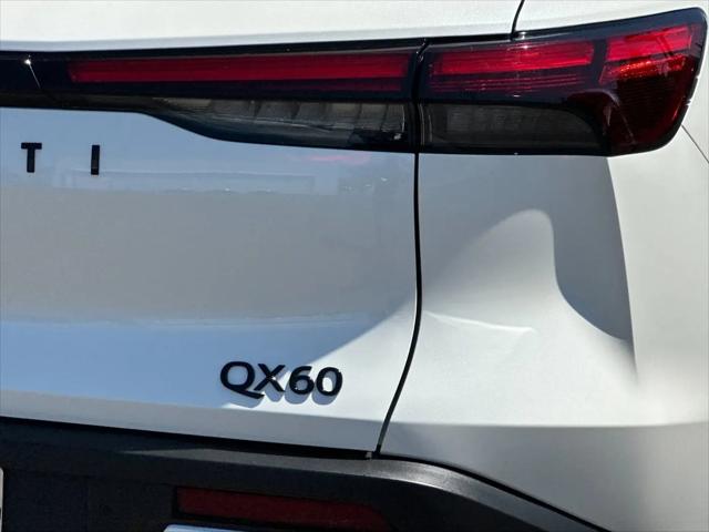 2025 INFINITI QX60 LUXE AWD