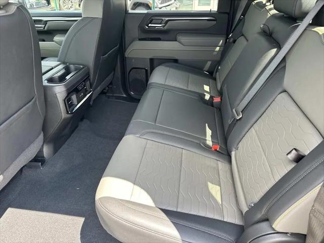 2025 Chevrolet Silverado 2500HD 4WD Crew Cab Standard Bed ZR2