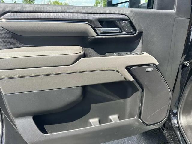 2025 Chevrolet Silverado 2500HD 4WD Crew Cab Standard Bed ZR2