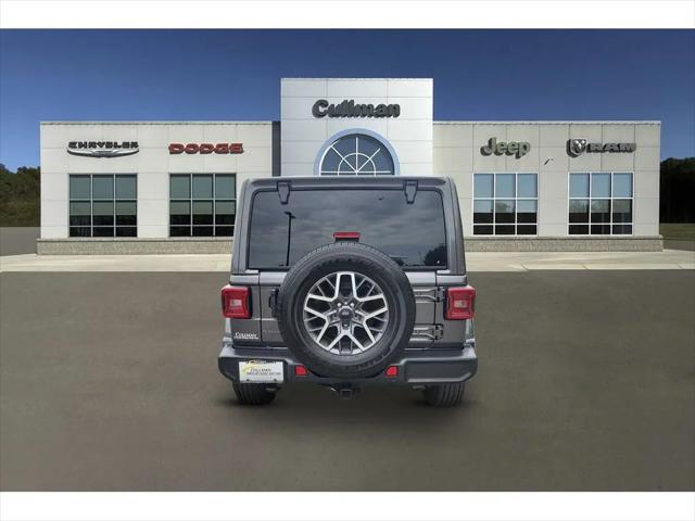 2025 Jeep Wrangler 4-Door Sahara 4x4