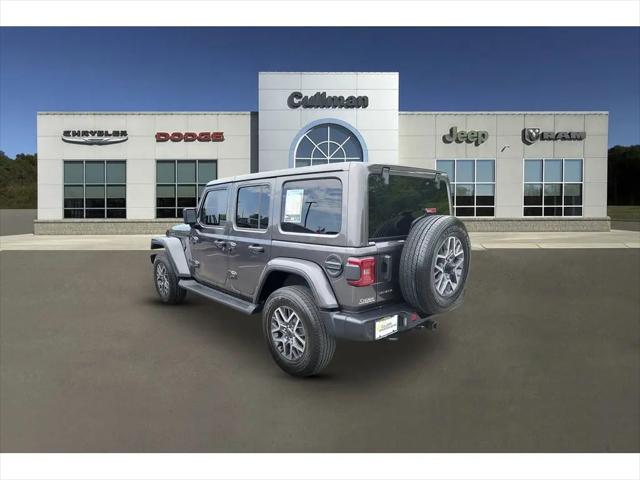 2025 Jeep Wrangler 4-Door Sahara 4x4