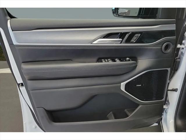 2026 Jeep Grand Wagoneer L Limited Reserve 4x4