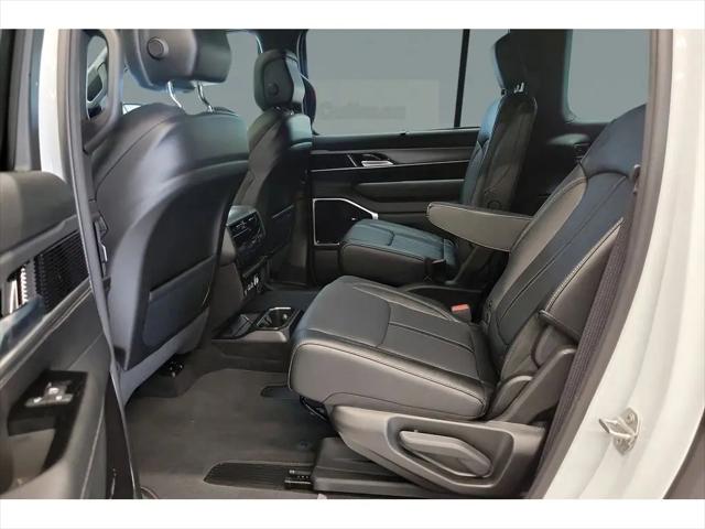 2026 Jeep Grand Wagoneer L Limited Reserve 4x4