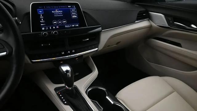 2023 Cadillac CT4 Luxury