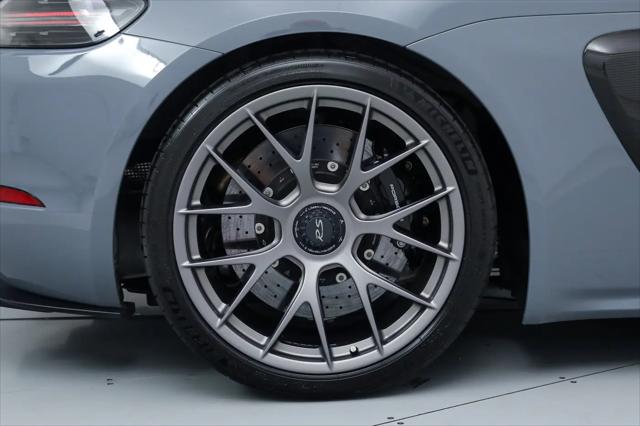 2023 Porsche 718 Cayman GT4 RS