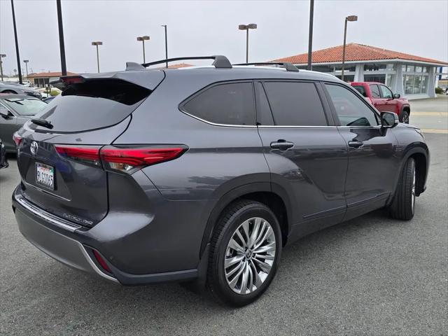 2023 Toyota Highlander Platinum
