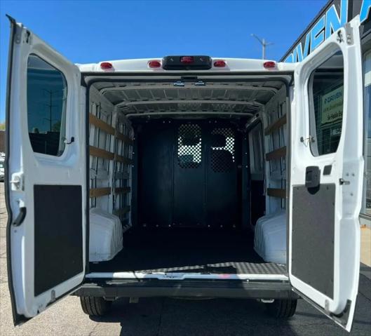 2025 Ram ProMaster 2500 Cargo Van Tradesman Low Roof 136" WB w/Pass Seat