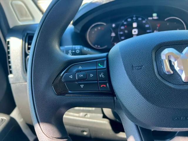 2025 Ram ProMaster 2500 Cargo Van Tradesman Low Roof 136" WB w/Pass Seat