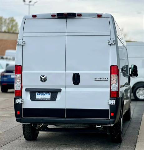2025 Ram ProMaster 2500 Cargo Van Tradesman High Roof 159" WB w/Pass Seat