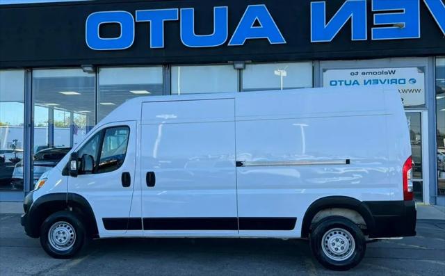2025 Ram ProMaster 2500 Cargo Van Tradesman High Roof 159" WB w/Pass Seat