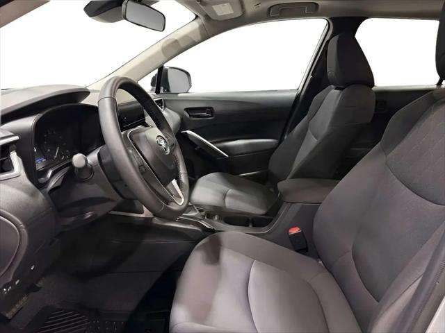 2025 Toyota Corolla Cross LE