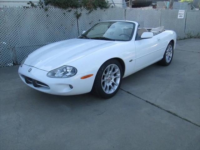 1998 Jaguar XK8 Standard