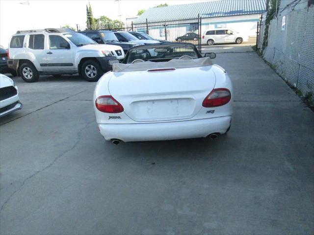 1998 Jaguar XK8 Standard