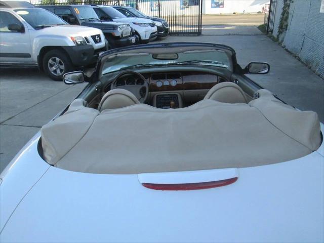 1998 Jaguar XK8 Standard