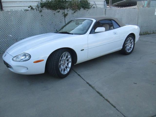 1998 Jaguar XK8 Standard