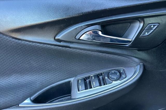 2022 Chevrolet Malibu FWD LT
