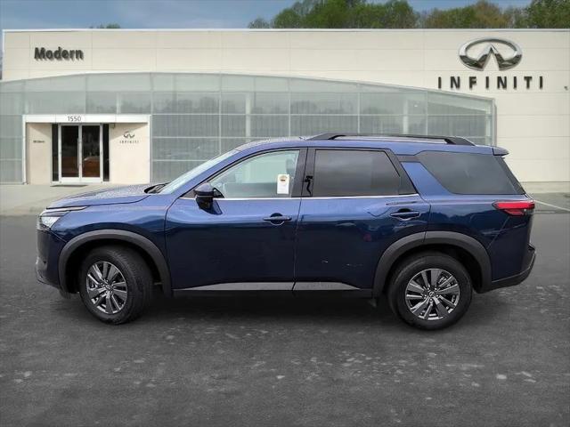 2025 Nissan Pathfinder SV 4WD
