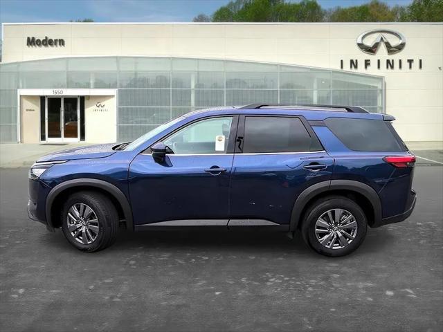 2025 Nissan Pathfinder SV 4WD