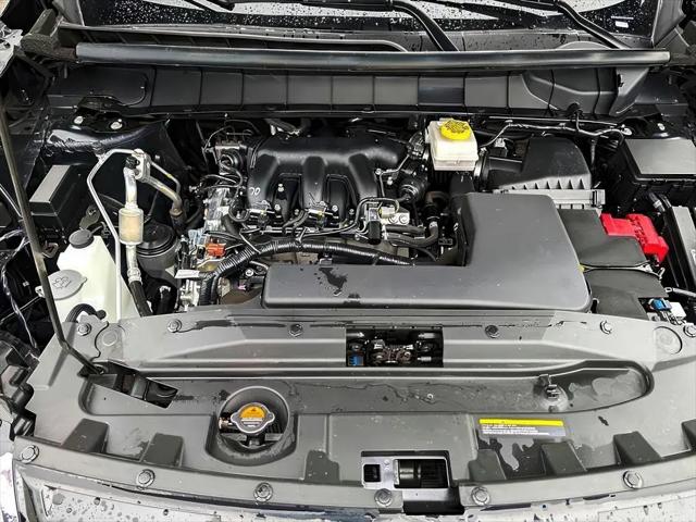 2025 Nissan Pathfinder SV 4WD