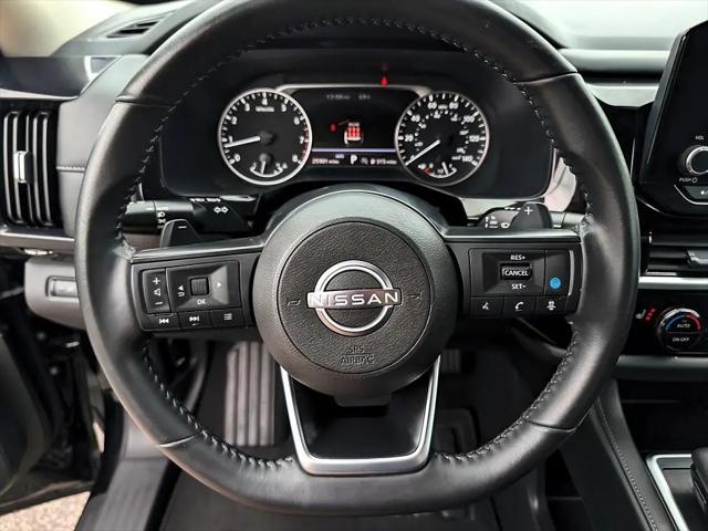 2025 Nissan Pathfinder SV 4WD