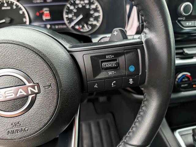 2025 Nissan Pathfinder SV 4WD