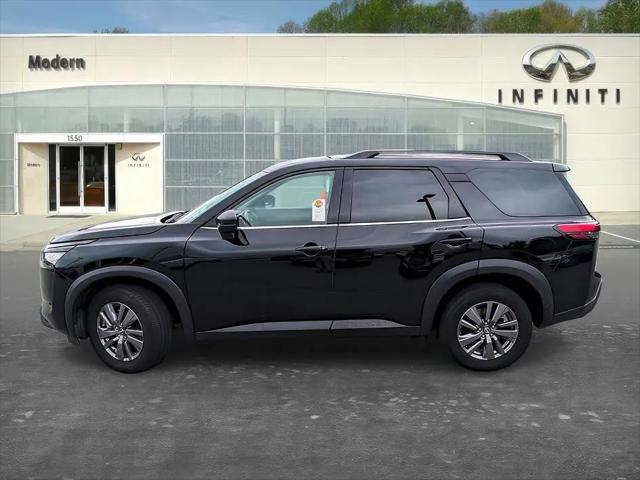 2025 Nissan Pathfinder SV 4WD
