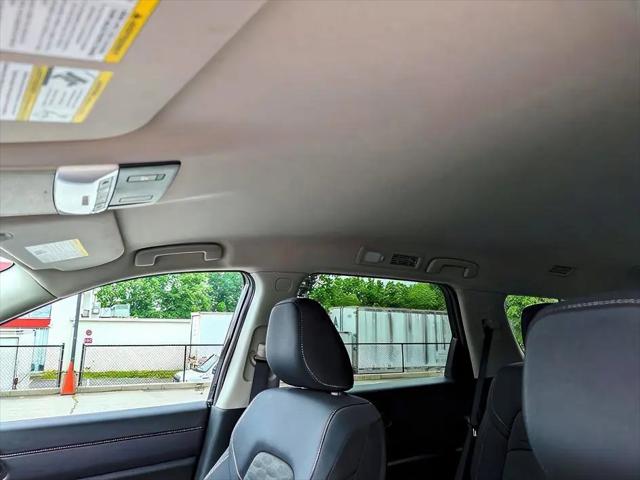 2025 Nissan Pathfinder SV 4WD
