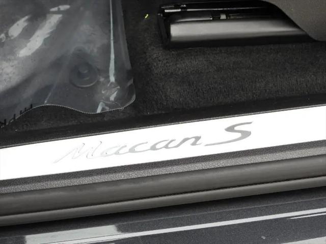 2020 Porsche Macan S