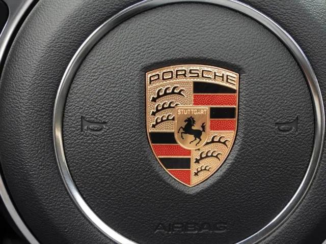 2020 Porsche Macan S