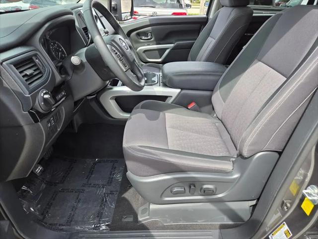 2024 Nissan Titan XD Crew Cab SV 4x4