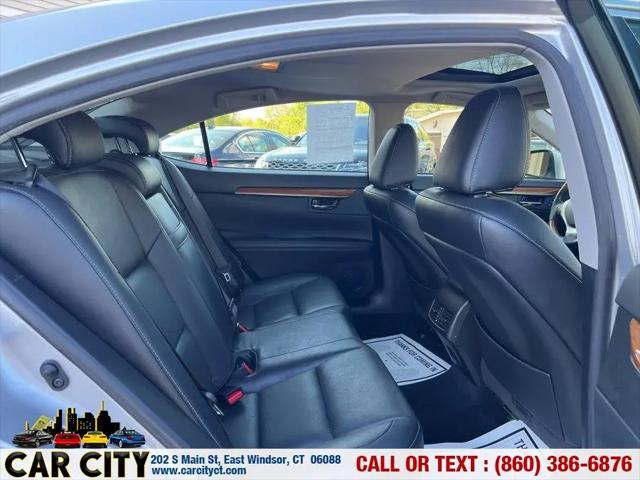 2013 Lexus ES 300h ES 300h