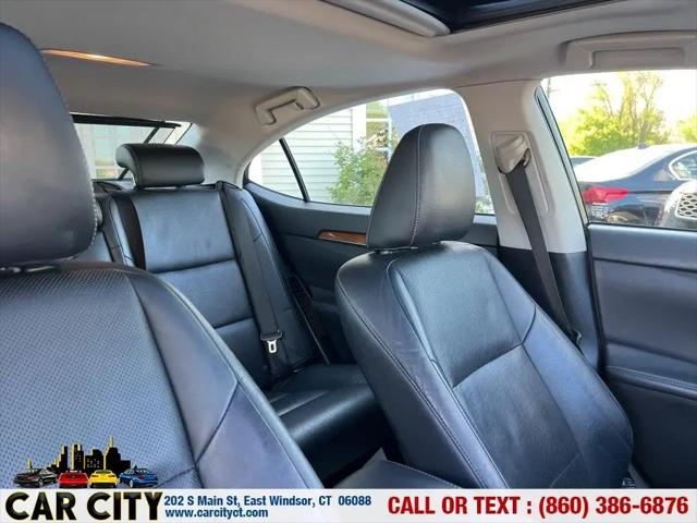 2013 Lexus ES 300h ES 300h