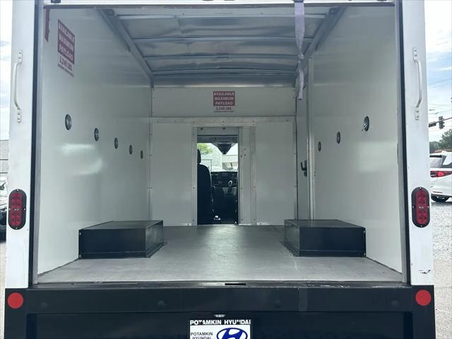 2023 Ford Transit Cutaway T-350