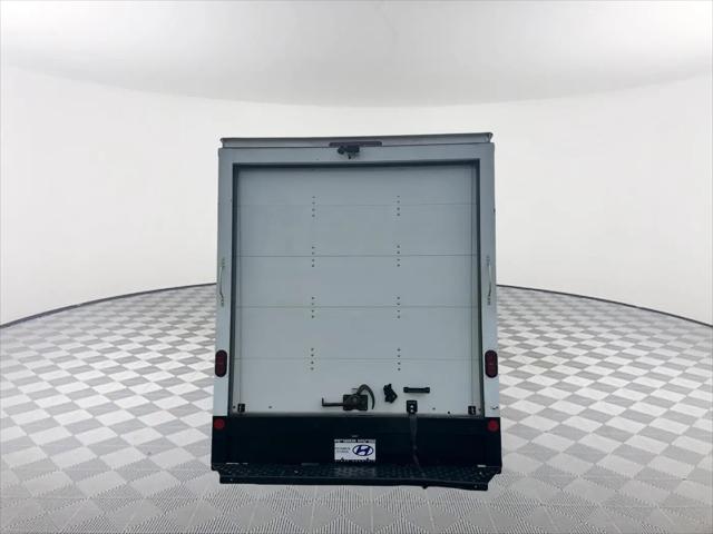 2023 Ford Transit Cutaway T-350