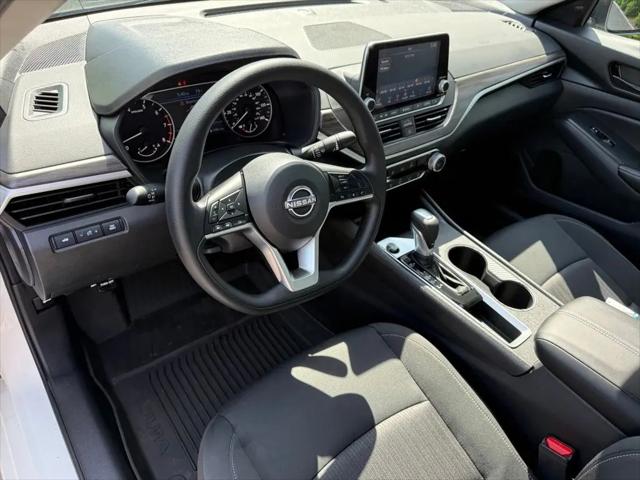 2026 Nissan Altima SV FWD