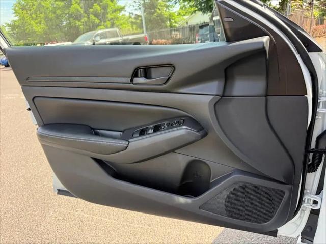 2026 Nissan Altima SV FWD
