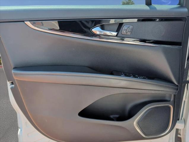 2022 Lincoln Nautilus Standard