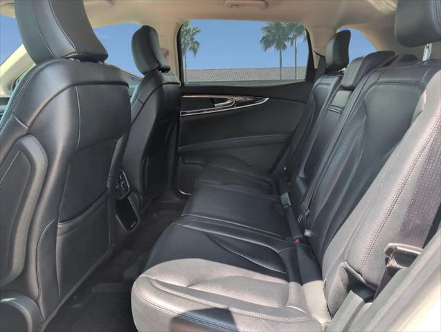 2022 Lincoln Nautilus Standard