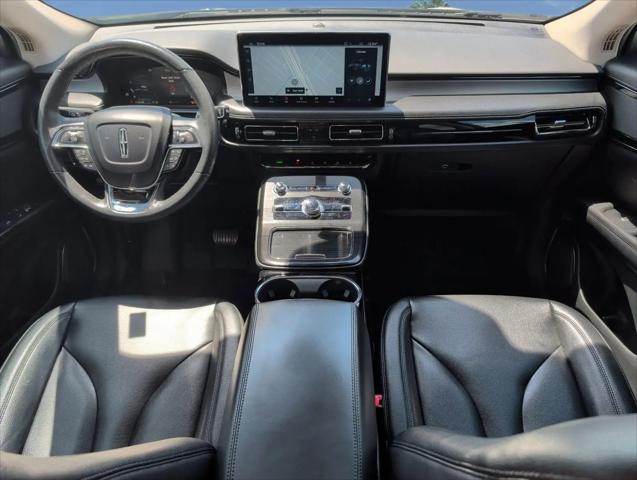 2022 Lincoln Nautilus Standard