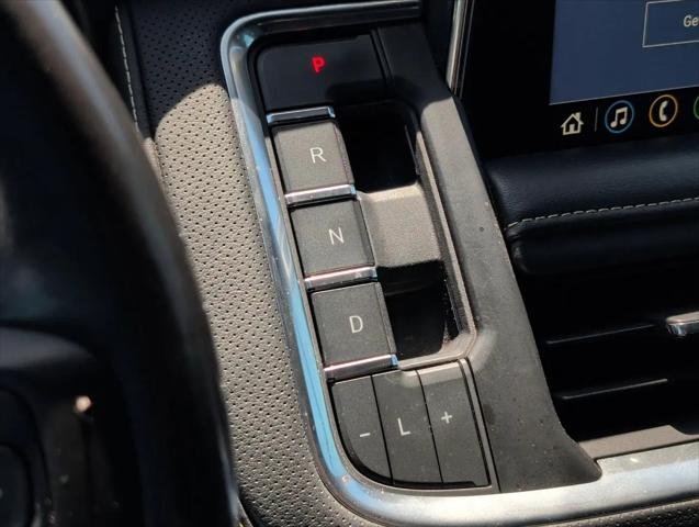 2021 GMC Yukon 2WD SLT