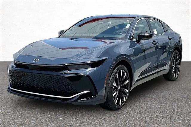 2026 Toyota Crown Platinum