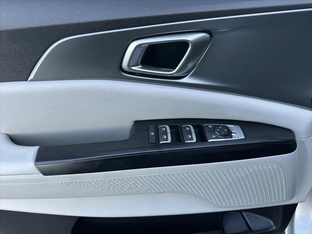 2023 Kia Carnival MPV LX Seat Package