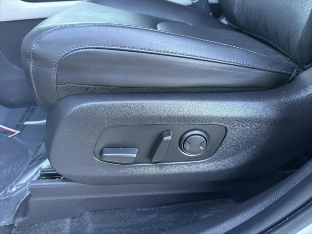 2023 Kia Carnival MPV LX Seat Package