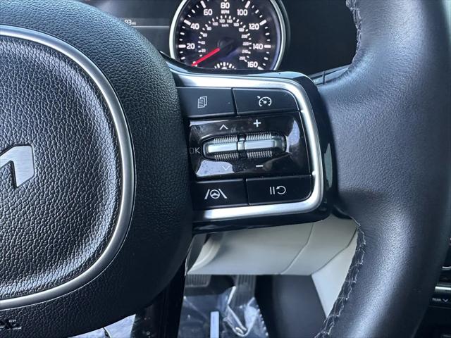 2023 Kia Carnival MPV LX Seat Package