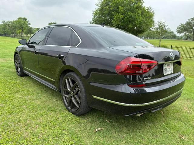 2019 Volkswagen Passat 2.0T SE R-Line