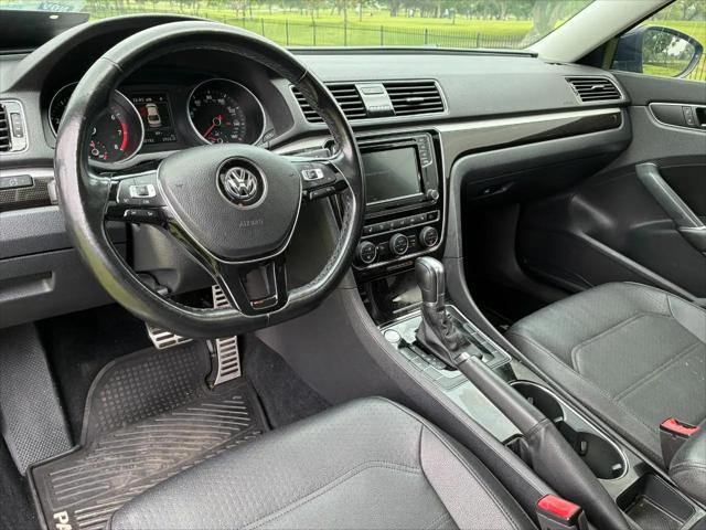 2019 Volkswagen Passat 2.0T SE R-Line
