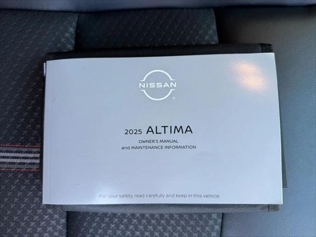 2025 Nissan Altima SR AWD