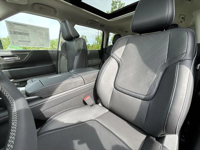 2026 INFINITI QX80 LUXE AWD