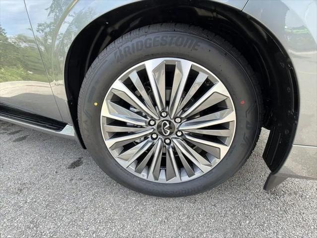 2026 INFINITI QX80 LUXE AWD